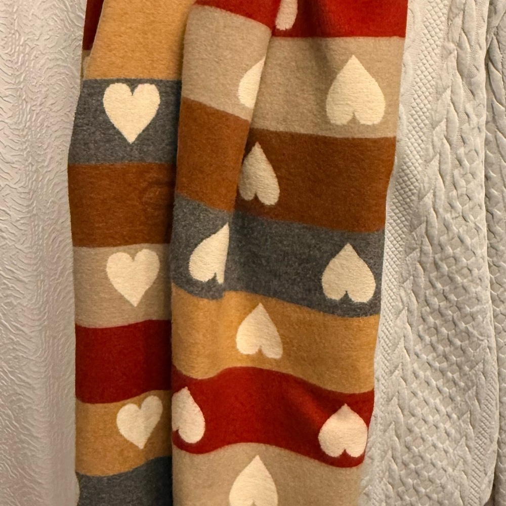 New Multi-color Heart-shaped Winter Versatile Scarf